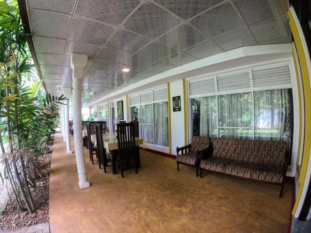 Yala Southern Homestay *